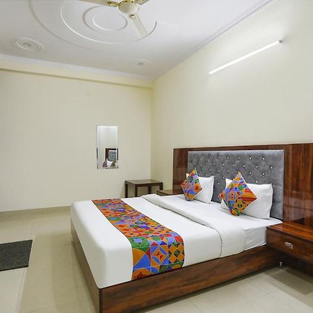Fabexpress Asp Royal Residency Inn- Janakpuri Delhi  Esterno foto