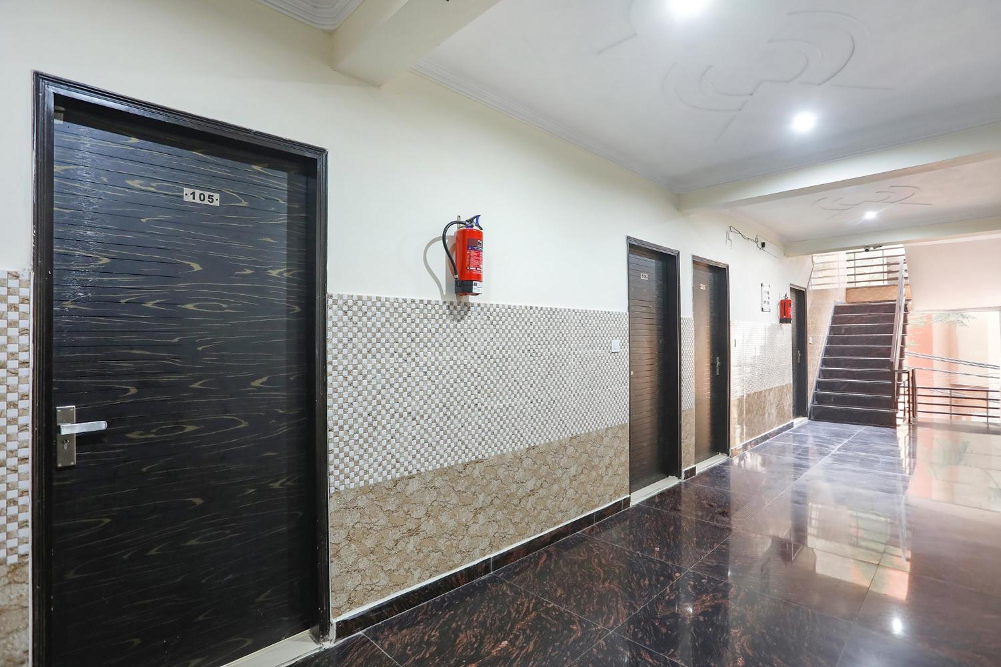 Fabexpress Asp Royal Residency Inn- Janakpuri Delhi  Esterno foto